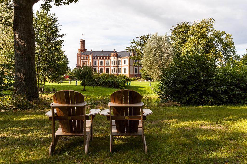 Hotel Schloss Gamehl Вісмар Екстер'єр фото